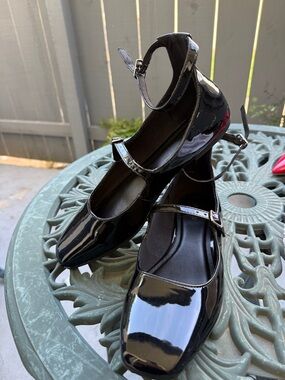 Old Navy Black Patent Mary Jane Ankle-Strap Heels